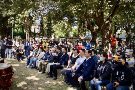 「2023雲林耕地巾彩藝術節」虎尾同心公園盛大開幕，巾彩動物派對閃亮登場