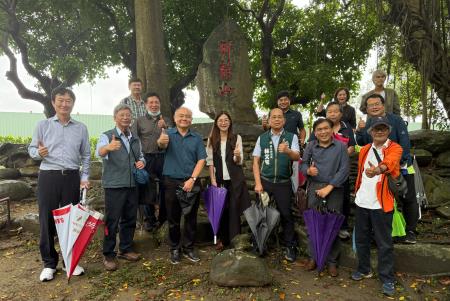 副執行長陳怡帆出席「臥龍山」碑現勘及商討搬遷事宜