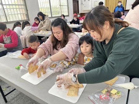 副執行長李碧菁出席「愛在春珠」聖誕節活動