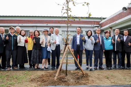 副執行長李碧菁出席嘉義縣中埔鄉頂六國小90週年校慶暨植樹活動2