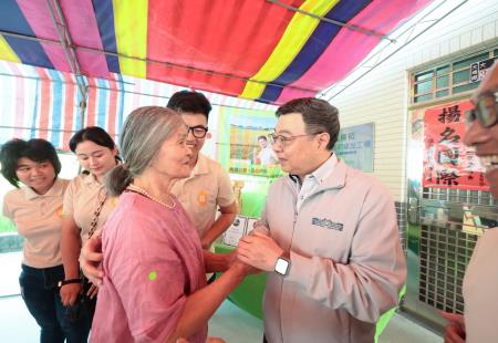 執行長劉米山陪同院長卓榮泰前往雲林縣訪視「福運稻農產品初級加工場」2