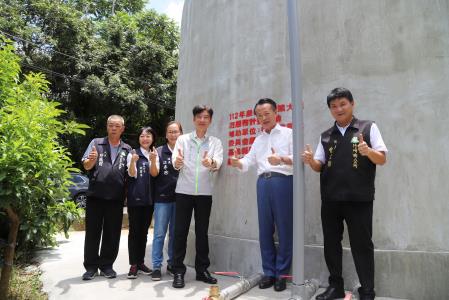視察嘉義縣首例擴大灌溉服務案-竹崎桃源村百噸蓄水池一期完工