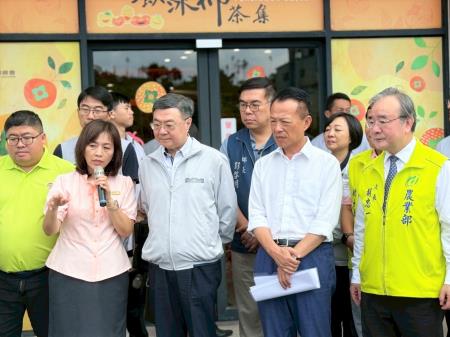 副執行長李碧菁陪同行政院長卓榮泰前往嘉義縣番路鄉農會視察冷鏈運用及新廠規劃情形