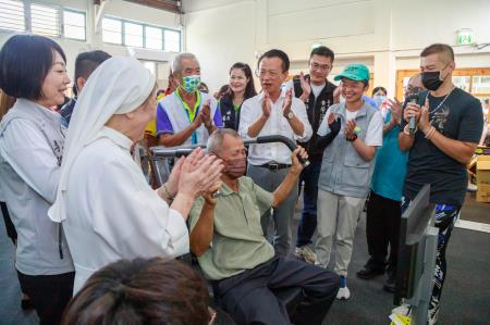 副執行長李碧菁出席嘉義縣水上鄉「銀髮健身俱樂部」開幕儀式