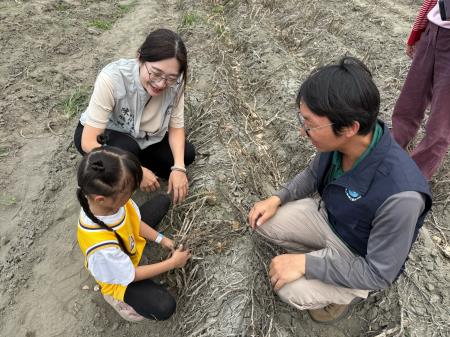 副執行長陳怡帆出席「海風吹、蒜香傳」 2026 四湖海味蒜開採祭3
