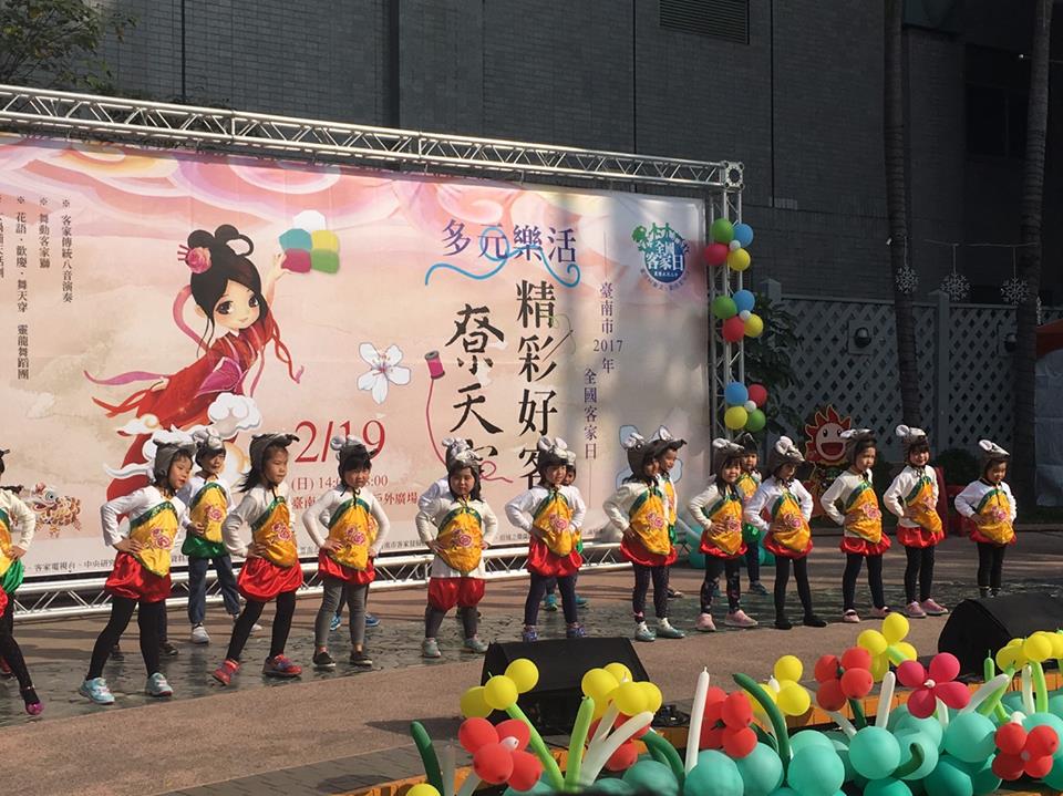小朋友們精采表演