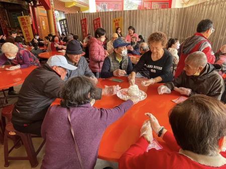 副執行長李碧菁出席「歲末冬至、關懷送暖暨防治暴力宣導活動」