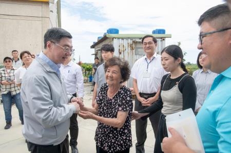 執行長劉米山與副執行長李碧菁陪同行政院長卓榮泰前往嘉義縣視察「白水湖第一滯洪池抽水站防汛整備工作」