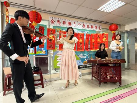 副執行長陳怡帆出席外交部雲嘉南辦事處舉辦「金馬奔騰喜迎春春聯揮毫」8