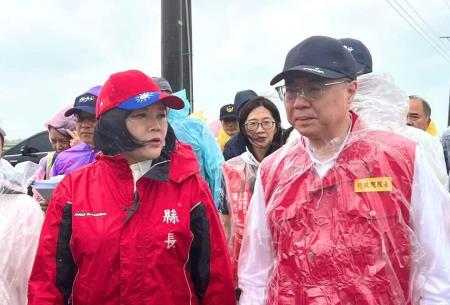 李副執行長及陳副執行長陪同院長視察嘉義、雲林颱風災情