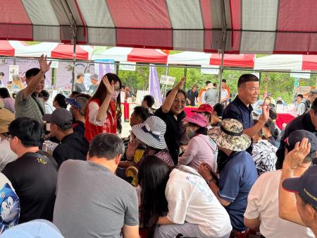 副執行長陳怡帆出席2025勞工親子登山活動