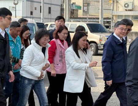 副執行長陳怡帆陪同行政院長卓榮泰前往視察雲林縣元長鄉樂活運動館興建規劃 卓揆：打造溫暖、通用性、全齡化友善運動設施