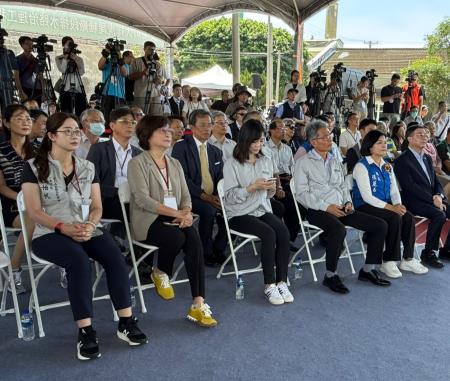 副執行長陳怡帆陪同行政院長卓榮泰前往雲林縣虎尾糖廠出席「安慶圳大排虎尾糖廠段排水路治理工程」開工祈福典禮