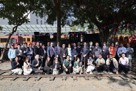 副執行長陳怡帆出席「之音相伴 臺澳共鳴」　 阿里山林鐵X澳洲之字形鐵路締結姊妹鐵路跨越南北半球合作創新頁2