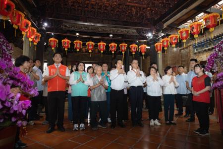 執行長劉米山和副執行長李碧菁陪同總統賴清德出席「嘉義城隍廟城隍夜巡諸羅城遶境活動」