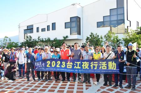 2023台江夜行(圖片來源：內政部國家公園署台江國家公園管理處)